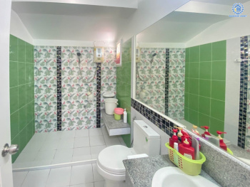 *****บ้านมือสอง โครงการ โฮมเพลส วงแหวน-รัตนาธิเบศร์ เนื้อที่ 52.2 ตร.ว. ฟังก์ชัน 3 ห้องนอน 2 ห้องน้ำ ที่จอดรถ 2 คัน ตั้งอยู่บนทำเลแห่งการเดินทาง เชื่อมต่อถนนรัตนาธิเบศร์ ใกล้ห้างเซ็นทรัล เวสต์เกต ใกล้รถไฟฟ้า "สถานีตลาดบางใหญ่"