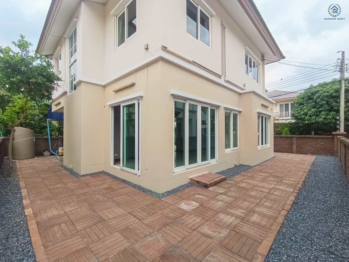 *****บ้านเดี่ยวมือสอง โครงการ คาซ่าวิลล์ สุขาภิบาล5 เนื้อที่ 52.50 ตร.ว. พื้นที่ใช้สอย 150 ตร.ม. ฟังก์ชัน 3 ห้องนอน 2 ห้องน้ำ 2 ที่จอดรถ บนทำเลเดินทางสะดวก เชื่อมต่อถนนเพิ่มสิน ถนนสุขาภิบาล5 ถนนหทัยราษร์ และจุดขึ้นทางด่วน "รามอินทรา-อาจาณรงค์" ใกล้ห้างสรรพสินค้า "เซ็นทรัล รามอินทรา"