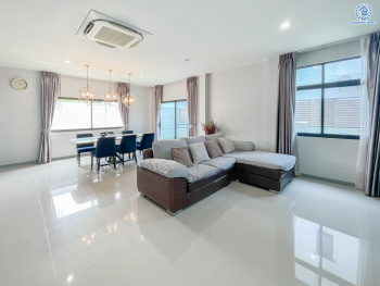 *****บ้านเดี่ยวมือสองย่านนนทบุรี โครงการ เอสเกต พรีเมี่ยม แจ้งวัฒนะ-ชัยพฤกษ์ หลังริม! เนื้อที่กว้าง 60.80 ตร.ว. พื้นที่ใช้สอย 224 ตร.ม. ฟังก์ชัน 4 ห้องนอน 3 ห้องน้ำ 3 ที่จอดรถ บนทำเลเยี่ยม ใกล้รถไฟฟ้าสายสีม่วง "สถานีไทรม้า" แถมฟรี เครื่องปรับอากาศ!