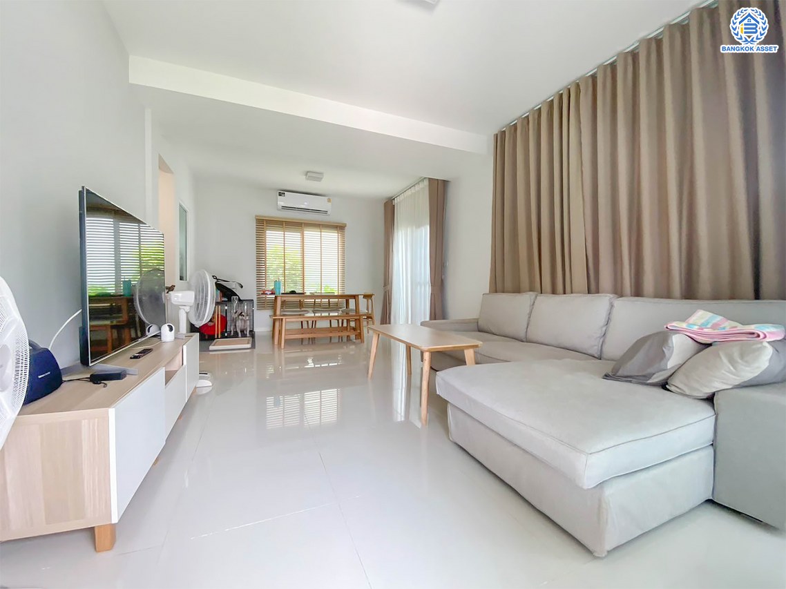 *****บ้านเดี่ยวมือสองนนทบุรี โครงการ ชัยพฤกษ์ เวสต์เกต หลังริม คุณภาพระดับ L&H เนื้อที่กว้าง 56.60 ตร.ว. พื้นที่ใช้สอย 114 ตร.ม. ฟังก์ชัน 3 ห้องนอน 2 ห้องน้ำ บ้านสวยสภาพใหม่ บนทำเลแห่งการเดินทาง เชื่อมต่อถนนแก้วอินทร์, ถนนกาญจนาภิเษก ใกล้รถไฟฟ้าสายสีม่วง "สถานีตลาดบางใหญ่"