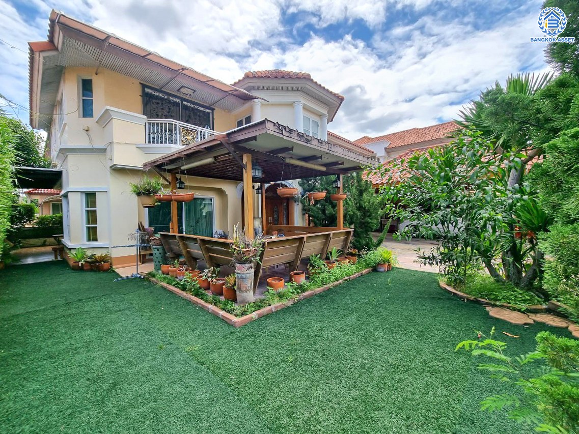 *****บ้านเดี่ยวมือสอง โครงการ ชวนชื่น รีเจ้นท์ ราชพฤกษ์ เนื้อที่ 103 ตร.ว. พื้นที่ใช้สอยกว้างขวาง 350 ตร.ม. ฟังก์ชัน 5 ห้องนอน 4 ห้องน้ำ 4 ที่จอดรถ โครงการบนทำเลศักยภาพ ที่เชื่อมต่อถนนบรมราชชนนี ถนนสิรินธร ถนนจรัญสนิทวงศ์ ใกล้รถไฟฟ้าสายสีน้ำเงิน "สถานีบางหว้า" และจุดขึ้นทางด่วน "ศรีรัช"