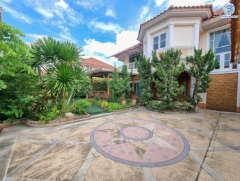 *****บ้านเดี่ยวมือสอง โครงการ ชวนชื่น รีเจ้นท์ ราชพฤกษ์ เนื้อที่ 103 ตร.ว. พื้นที่ใช้สอยกว้างขวาง 350 ตร.ม. ฟังก์ชัน 5 ห้องนอน 4 ห้องน้ำ 4 ที่จอดรถ โครงการบนทำเลศักยภาพ ที่เชื่อมต่อถนนบรมราชชนนี ถนนสิรินธร ถนนจรัญสนิทวงศ์ ใกล้รถไฟฟ้าสายสีน้ำเงิน "สถานีบางหว้า" และจุดขึ้นทางด่วน "ศรีรัช"