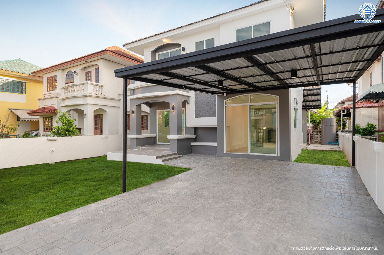 บ้านมือสองตกแต่งใหม่ แบรนด์ Q.House โครงการ วรารมย์ เพชรเกษม69 บนเนื้อที่ 59.9 ตร.ว. พื้นที่ใช้สอยกว้างถึง 196.05 ตร.ม. ฟังก์ชัน 3 ห้องนอน 2 ห้องน้ำ จอดรถได้ 2 คัน บนทำเลศักยภาพ เชื่อมต่อหลายเส้นทาง ใกล้โรงเรียนชั้นนำ กรพิทักษ์ศึกษา, สารสาสน์วิเทศบางบอน  และ รถไฟฟ้าสายสีน้ำเงิน "สถานีหลักสอง"