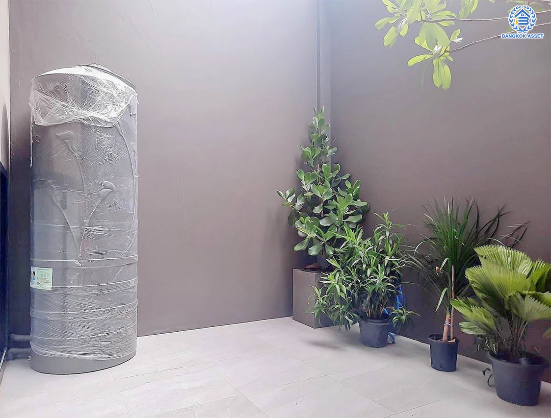 *****อาคารพาณิชย์มือสอง โครงการ เอสบีซี เทพารักษ์96 เนื้อที่เยอะถึง 24.7 ตร.ว. พื้นที่ใช้สอย 240 ตร.ม. ฟังก์ชัน 3 ห้องนอน 3 ห้องน้ำ 1 ที่จอดรถ บนทำเลติดถนนเทพารักษ์ เดินทางสะดวก ใกล้จุดขึ้นทางด่วน "กาญจนาภิเษก"