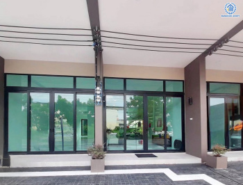 *****อาคารพาณิชย์มือสอง โครงการ เอสบีซี เทพารักษ์96 เนื้อที่เยอะถึง 24.7 ตร.ว. พื้นที่ใช้สอย 240 ตร.ม. ฟังก์ชัน 3 ห้องนอน 3 ห้องน้ำ 1 ที่จอดรถ บนทำเลติดถนนเทพารักษ์ เดินทางสะดวก ใกล้จุดขึ้นทางด่วน "กาญจนาภิเษก"