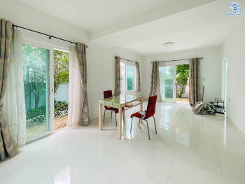 *****บ้านเดี่ยวมือสองจาก L&H โครงการ วิลเลจจิโอ รังสิต-คลอง3 เนื้อที่ 50.1 ตร.ว. ฟังก์ชัน 3 ห้องนอน 2 ห้องน้ำ 2 ที่จอดรถ บ้านสภาพดี พร้อมเข้าอยู่ บนทำเลแห่งการเดินทาง เชื่อมต่อถนนรังสิต-นครนายก ใกล้รถไฟฟ้าสายสีเขียว "สถานีคูคต" และทางด่วน "ดอนเมืองโทลเวย์" แถมฟรี เครื่องปรับอากาศ 2 เครื่อง จองเลย