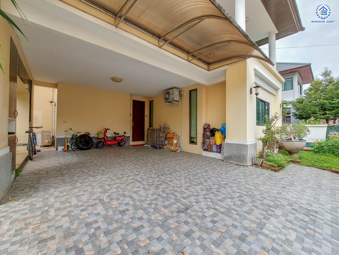 *****บ้านเดี่ยวมือสอง โครงการ อารียา สวนา เนื้อที่ 71 ตร.ว. ฟังก์ชัน 3 ห้องนอน 3 ห้องน้ำ 2 ที่จอดรถ บ้านทำเลเมือง ใกล้เดอะคริสตัล เอกมัย-รามอินทรา โครงการติดถนนใหญ่ ถนนเกษตร-นวมินทร์ ใกล้รถไฟฟ้าสายสีชมพู "สถานีมัยลาภ"  และใกล้จุดขึ้นทางด่วน "รามอินทรา-อาจณรงค์"