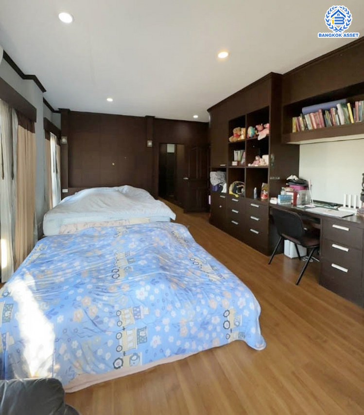 *****บ้านเดี่ยวมือสอง โครงการ อารียา สวนา เนื้อที่ 71 ตร.ว. ฟังก์ชัน 3 ห้องนอน 3 ห้องน้ำ 2 ที่จอดรถ บ้านทำเลเมือง ใกล้เดอะคริสตัล เอกมัย-รามอินทรา โครงการติดถนนใหญ่ ถนนเกษตร-นวมินทร์ ใกล้รถไฟฟ้าสายสีชมพู "สถานีมัยลาภ"  และใกล้จุดขึ้นทางด่วน "รามอินทรา-อาจณรงค์"