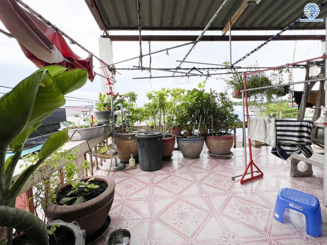 *****อาคารพาณิชย์มือสอง โครงการ ศุภาวิลล์ หลังมุม เนื้อที่กว้างถึง 41 ตร.ว. ฟังก์ชัน 3 ห้องนอน 2 ห้องน้ำ 2 ที่จอดรถ บนทำเลเดินทางสะดวก เชื่อมต่อ ถนนสุขุมวิท และจุดขึ้นทางด่วน "บูรพาวิถี"