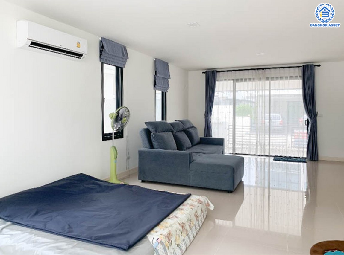 *****บ้านแฝดมือสอง โครงการ มอตโต้ กาญจนาภิเษก-พระราม2 เนื้อที่ 40.40 ตร.ว.  พื้นที่ใช้สอย 176 ตร.ม. ฟังก์ชัน 4 ห้องนอน 3 ห้องน้ำ จอดรถ 2 คัน แถมฟรี! เครื่องปรับอากาศ ทำเลติดถนนกาญจนาภิเษก ใจกลางย่านบางบอน ใกล้เซ็นทรัลพระราม2 เชื่อมต่อถนนพระราม2 และถนนเอกชัย และ ใกล้จุดขึ้นทางด่วน "ดาวคนอง"