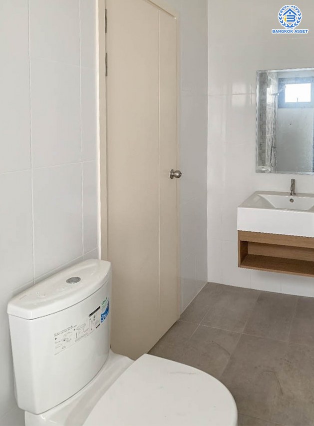 *****บ้านแฝดมือสอง โครงการ มอตโต้ กาญจนาภิเษก-พระราม2 เนื้อที่ 40.40 ตร.ว.  พื้นที่ใช้สอย 176 ตร.ม. ฟังก์ชัน 4 ห้องนอน 3 ห้องน้ำ จอดรถ 2 คัน แถมฟรี! เครื่องปรับอากาศ ทำเลติดถนนกาญจนาภิเษก ใจกลางย่านบางบอน ใกล้เซ็นทรัลพระราม2 เชื่อมต่อถนนพระราม2 และถนนเอกชัย และ ใกล้จุดขึ้นทางด่วน "ดาวคนอง"