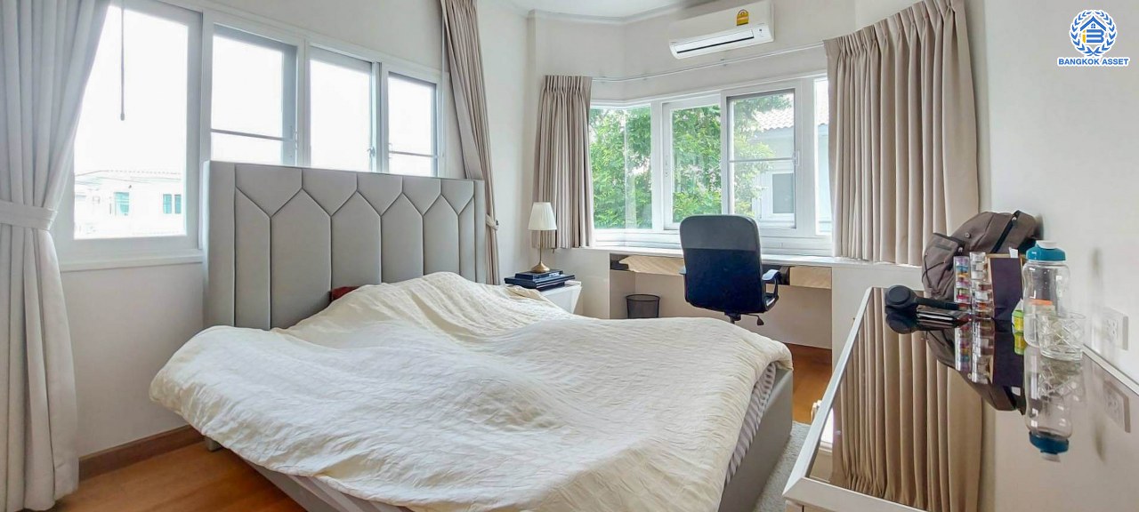 *****บ้านเดี่ยวมือสอง โครงการ ศุภาลัย พรีมา วิลล่า เนื้อที่ 132 ตร.ว. พื้นที่ใช้สอย 290 ตร.ม. ฟังก์ชัน 4 ห้องนอน 4 ห้องน้ำ 4 ที่จอดรถ บ้านสวยทำเลดี พร้อมอยู่ บนทำเลเดินทางสะดวก เชื่อมต่อถนนกาญจนาภิเษก ถนนบรมราชชนนี ถนนพุทธมณฑลสาย3 ใกล้เซ็นทรัลปิ่นเกล้า และจุดขึ้นทางต่างระดับบรมราชชนนี