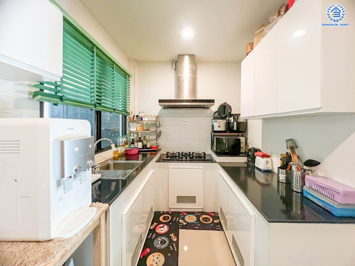 *****บ้านเดี่ยวมือสอง โครงการ เซนโทร ชัยพฤกษ์-แจ้งวัฒนะ2 หลังมุม จากแบรนด์ AP Thai เนื้อที่ 61.50 ตร.ว. พื้นที่ใช้สอย 255 ตร.ม. ฟังก์ชัน 4 ห้องนอน 6 ห้องน้ำ 2 ที่จอดรถ บ้านฟังก์ชั่นเยอะ ใกล้แหล่งอำนวยความสะดวก บนทำเล เชื่อมต่อถนนสะพานนนทบุรี-บางบัวทอง ถนนชัยพฤกษ์ ถนนราชพฤกษ์ ใกล้จุดขึ้นทางด่วน "แจ้งวัฒนะ"