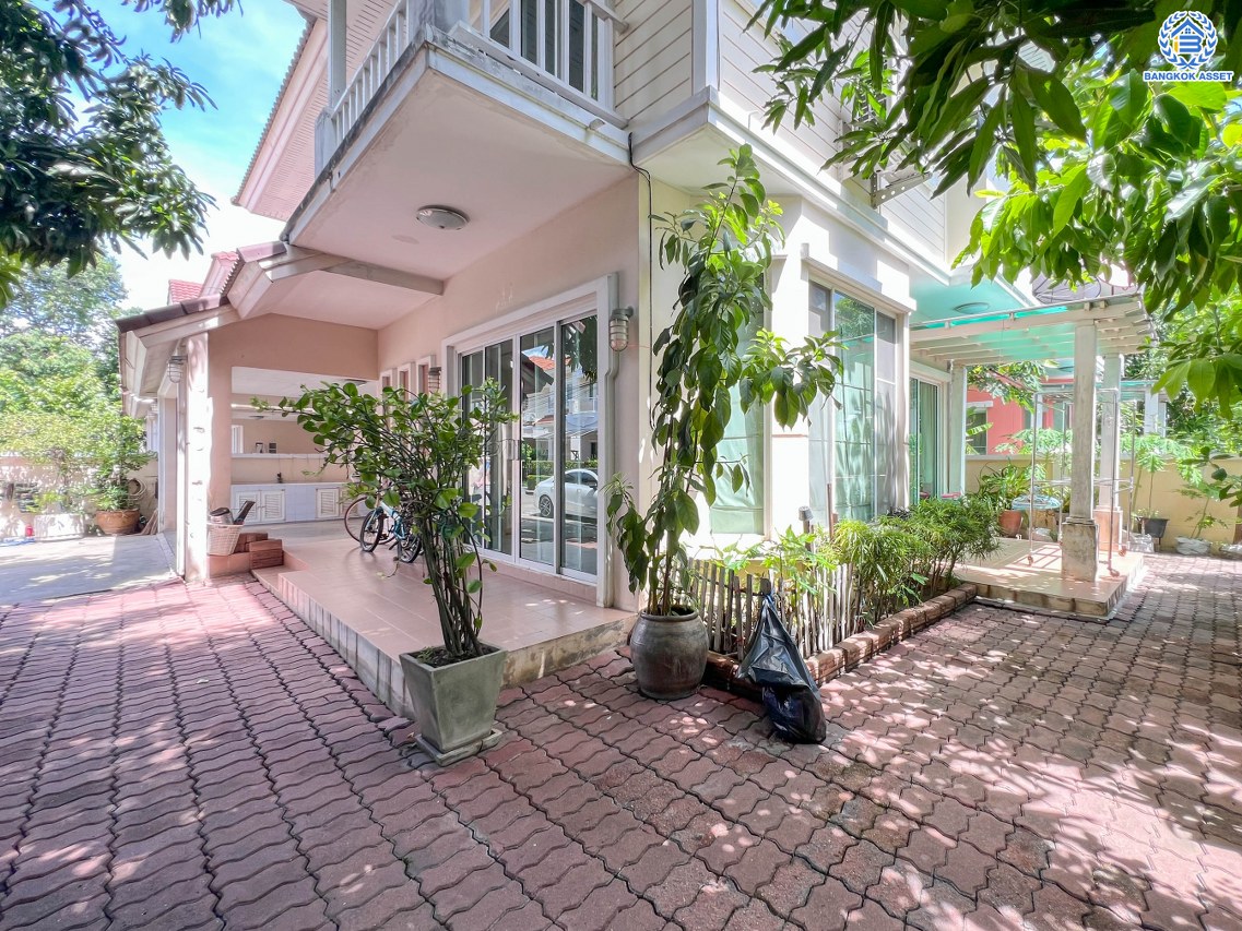 *****บ้านเดี่ยวมือสอง นนทบุรี โครงการ เพอร์เฟคพาร์ค พระราม5-บางใหญ่ เนื้อที่กว้าง 50.1 ตร.ว. พื้นที่ใช้สอย 140 ตร.ม. ฟังก์ชัน 3 ห้องนอน 3 ห้องน้ำ 2 ที่จอดรถ บ้านสภาพสวย พร้อมเข้าอยู่ บนทำเลเชื่อมต่อ ถนนกาญจนาภิเษก ใกล้รถไฟฟ้าสายสีม่วง "สถานีตลาดบางใหญ่" เพียง 15 นาที และยังใกล้ทางด่วน "ศรีรัช"