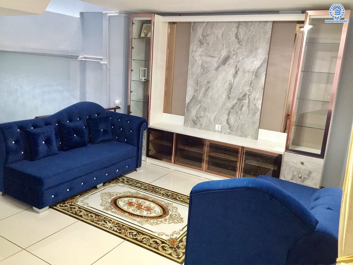 *****ทาวน์โฮม 3 ชั้นมือสองกรุงเทพมหานคร โครการ มั่งมี ซิตี้ บางแค เฟส2 เนื้อที่กว้าง 20.40 ตร.ว. พื้นที่ใช้สอย 179 ตร.ม. ฟังก์ชัน 4 ห้องนอน 3 ห้องน้ำ 1 ที่จอดรถ บนทำเลเดินทางสะดวก เชื่อมต่อ ถนนกาญจนาภิเษก ใกล้รถไฟฟ้าสายน้ำเงิน สถานีหลักสอง และ จุดขึ้นทางด่วน ใกล้จุดขึ้นทางด่วน วงแหวนกาญจนาภิเษก