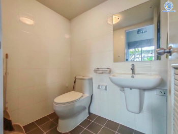 *****ทาวน์เฮ้าส์มือสอง โครงการ เดอะคอนเนค แจ้งวัฒนะ1 เนื้อที่ 18.2 ตร.ว. ฟังก์ชัน 3 ห้องนอน 2 ห้องน้ำ 1 ที่จอดรถ บ้านสภาพดีเยี่ยม พร้อมเข้าอยู่ บนทำเลดี เชื่อมต่อถนนสรงประภา, ถนนติวานนท์, ถนนแจ้งวัฒนะ ใกล้รถไฟฟ้าสายสีชมพู "สถานีสถานีปากเกร็ด" และจุดขึ้นทางด่วน "ศรีสมาน"