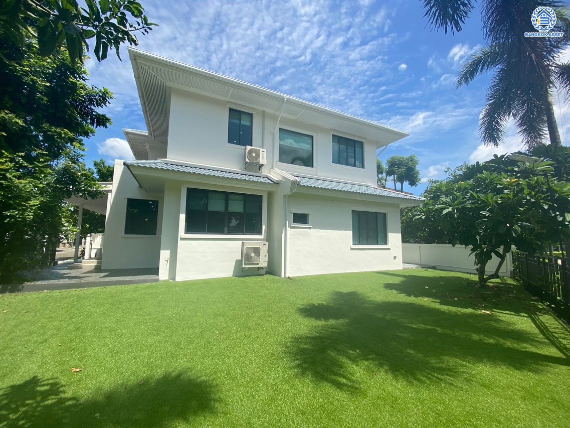 *****บ้านเดี่ยวมือสอง โครงการ นันทวัน สาทร-ราชพฤกษ์ หลังมุม เนื้อที่ 102.8 ตร.ว. พื้นที่ใช้สอย 248 ตร.ม.ฟังก์ชัน 4 ห้องนอน 3 ห้องน้ำ 2 ที่จอดรถ บ้านสวย สภาพดี บนทำเลเชื่อมต่อหลายเส้นทาง ใกล้รถไฟฟ้าสายสีน้ำเงิน "สถานีบางหว้า" แถมฟรี เครื่องปรับอากาศ 4 เครื่อง, เฟอร์นิเจอร์บิ้วอิน, ระบบไฟรองรับ EV Charger, Digital Door Lock