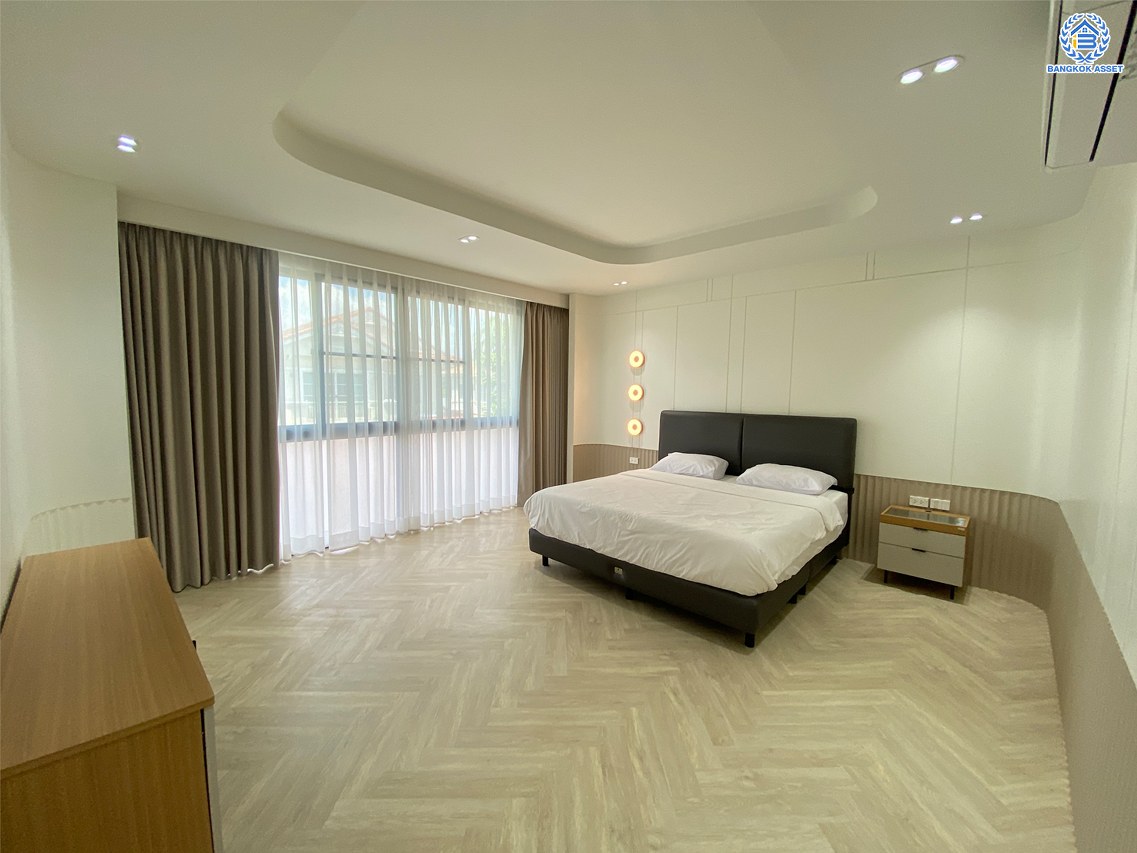 *****บ้านเดี่ยวมือสอง โครงการ นันทวัน สาทร-ราชพฤกษ์ หลังมุม เนื้อที่ 102.8 ตร.ว. พื้นที่ใช้สอย 248 ตร.ม.ฟังก์ชัน 4 ห้องนอน 3 ห้องน้ำ 2 ที่จอดรถ บ้านสวย สภาพดี บนทำเลเชื่อมต่อหลายเส้นทาง ใกล้รถไฟฟ้าสายสีน้ำเงิน "สถานีบางหว้า" แถมฟรี เครื่องปรับอากาศ 4 เครื่อง, เฟอร์นิเจอร์บิ้วอิน, ระบบไฟรองรับ EV Charger, Digital Door Lock