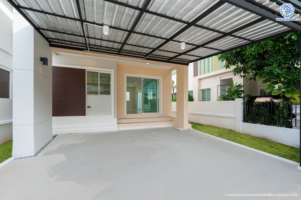 บ้านมือสองตกแต่งใหม่ โครงการ ชวนชื่น พระราม7-สิรินธร  เนื้อที่ 36 ตร.ว. พื้นที่ใช้สอย 145.18 ตร.ม. ฟังก์ชัน 3 ห้องนอน 2 ห้องน้ำ 1 ห้องอเนกประสงค์ชั้นล่าง จอดรถได้ 2 คัน รองรับทุกกิจกรรมของทุกคนในครอบครัว บนทำเลเชื่อมต่อหลายเส้นทาง ใกล้จุดขึ้นทางด่วน "ศรีรัช-วงแหวนรอบนอก", รถไฟฟ้าสายสีน้ำเงิน "สถานีบางอ้อ" และรถไฟฟ้าสายสีแดง "สถานีบางบำหรุ"