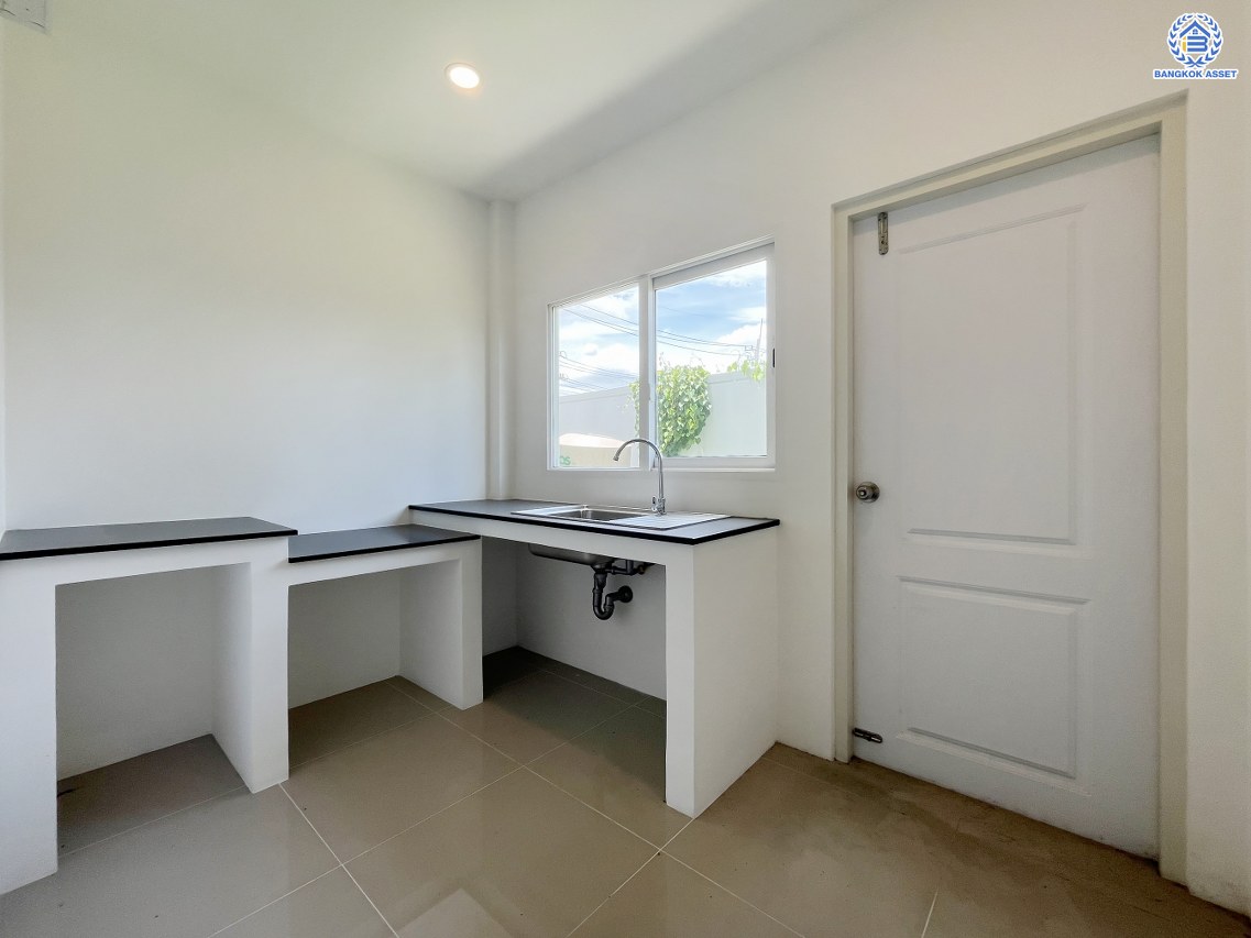 *****บ้านเดี่ยวมือสอง โครงการ เซนโทร ชัยพฤกษ์-345 เนื้อที่ 64.50 ตร.ว. ฟังก์ชัน 3 ห้องนอน 3 ห้องน้ำ 2 ที่จอดรถ บ้านสภาพดี พร้อมเข้าอยู่ บนทำเลดี เชื่อมต่อถนนสะพานนนทบุรี-บางบัวทอง ถนนราชพฤกษ์ ใกล้จุดขึ้นทางด่วน "ศรีรัช"