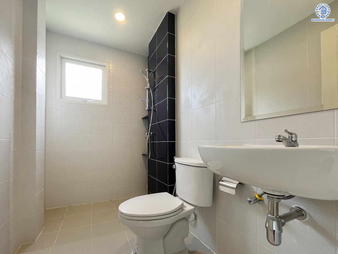 *****บ้านเดี่ยวมือสอง โครงการ เซนโทร ชัยพฤกษ์-345 เนื้อที่ 64.50 ตร.ว. ฟังก์ชัน 3 ห้องนอน 3 ห้องน้ำ 2 ที่จอดรถ บ้านสภาพดี พร้อมเข้าอยู่ บนทำเลดี เชื่อมต่อถนนสะพานนนทบุรี-บางบัวทอง ถนนราชพฤกษ์ ใกล้จุดขึ้นทางด่วน "ศรีรัช"