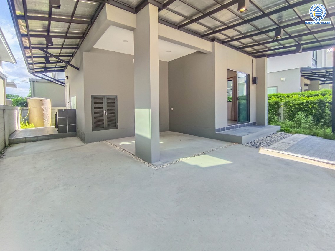 *****บ้านแฝดมือสองนนทบุรี โครงการ เพอร์เฟคพาร์ค แจ้งวัฒนะ เนื้อที่ 36.70 ตร.ว. ฟังก์ชัน 3 ห้องนอน 2 ห้องน้ำ 2 ที่จอดรถ ฟรี! เครื่องปรับอากาศ โครงการบนทำเลใกล้เมือง เชื่อมต่อถนนรัตนาธิเบศร์ ถนนชัยพฤกษ์ ถนนกาญจนาภิเษก ใกล้รถไฟฟ้าสายสีชมพู "สถานีห้าแยกปากเกร็ด" และจุดขึ้นทางด่วน "แจ้งวัฒนะ"