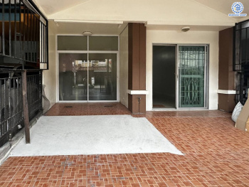 *****ทาวน์เฮ้าส์มือสอง โครงการ พฤกษาวิลล์22 พระราม5-2 เนื้อที่กว้าง 21.4 ตร.ว. พื้นที่ใช้สอย 130 ตร.ม. ฟังก์ชัน 3 ห้องนอน 2 ห้องน้ำ สภาพภายในสวย พร้อมเข้าอยู่ได้ทันที ตั้งบนทำเลดี เชื่อมต่อถนนบางกรวย-ไทรน้อย ถนนนครอินทร์ ถนนราชพฤกษ์ ใกล้รถไฟฟ้าสายสีม่วง "สถานีแยกติวานนท์" และจุดขึ้นทางด่วน "พระราม7"