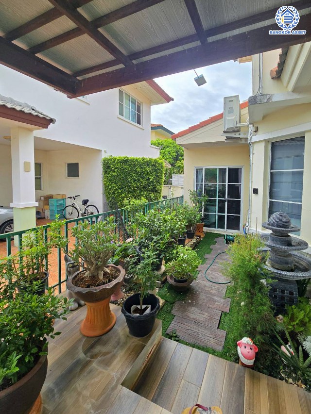 *****บ้านมือสองนนทบุรี โครงการ ชัยพฤกษ์2 ติวานนท์ เนื้อที่ 54.4 ตร.ว. พื้นที่ใช้สอย 180 ตร.ม. ฟังก์ชัน 4 ห้องนอน 2 ห้องน้ำ จอดรถได้ 2 คัน บนทำเลศักยภาพ หน้าโครงการติดถนนใหญ่ เชื่อมต่อถนนราชพฤกษ์ ใกล้จุดขึ้นทางด่วน "ศรีสมาน"