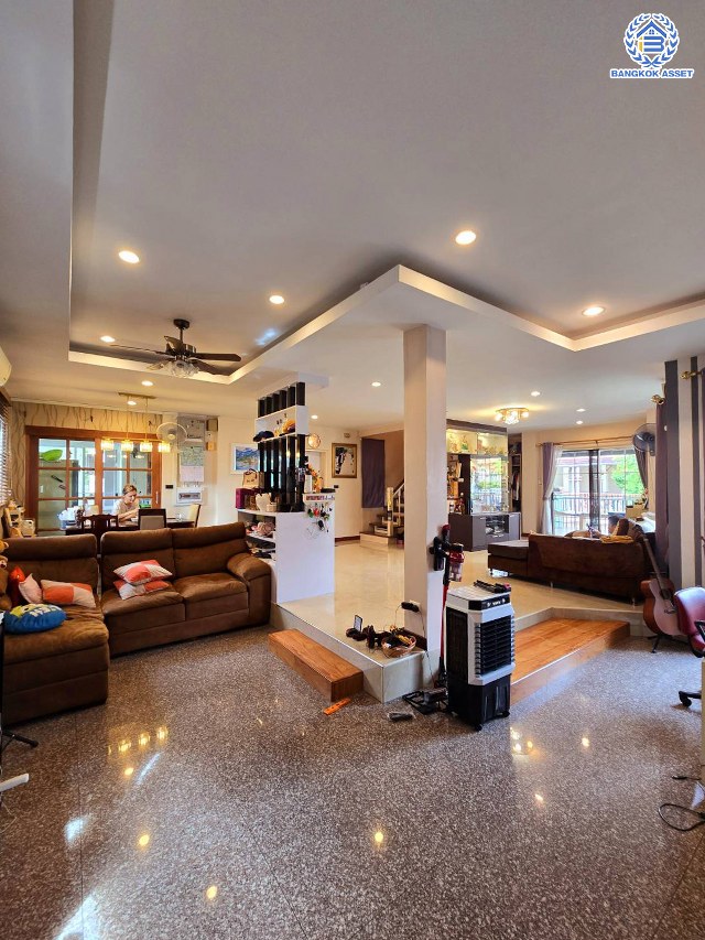 *****บ้านมือสองนนทบุรี โครงการ ชัยพฤกษ์2 ติวานนท์ เนื้อที่ 54.4 ตร.ว. พื้นที่ใช้สอย 180 ตร.ม. ฟังก์ชัน 4 ห้องนอน 2 ห้องน้ำ จอดรถได้ 2 คัน บนทำเลศักยภาพ หน้าโครงการติดถนนใหญ่ เชื่อมต่อถนนราชพฤกษ์ ใกล้จุดขึ้นทางด่วน "ศรีสมาน"