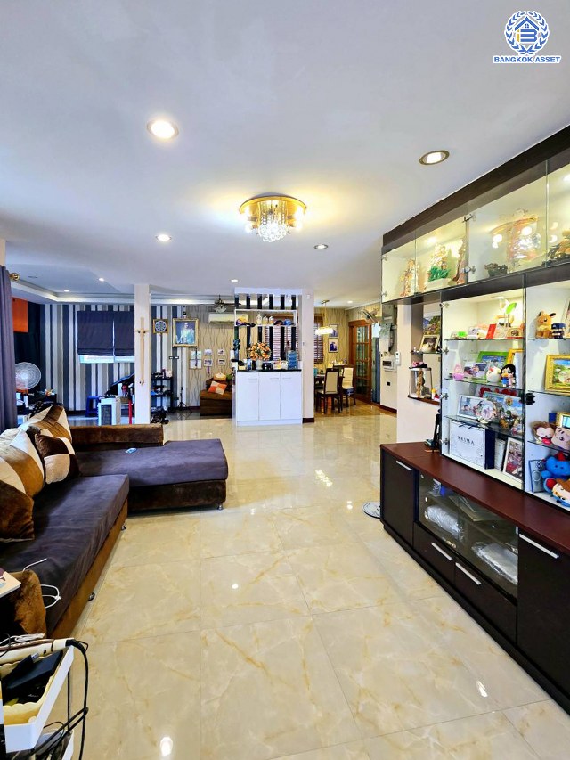 *****บ้านมือสองนนทบุรี โครงการ ชัยพฤกษ์2 ติวานนท์ เนื้อที่ 54.4 ตร.ว. พื้นที่ใช้สอย 180 ตร.ม. ฟังก์ชัน 4 ห้องนอน 2 ห้องน้ำ จอดรถได้ 2 คัน บนทำเลศักยภาพ หน้าโครงการติดถนนใหญ่ เชื่อมต่อถนนราชพฤกษ์ ใกล้จุดขึ้นทางด่วน "ศรีสมาน"