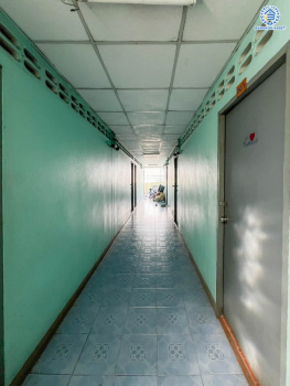 *****อาคารพาณิชย์ 4 คูหา 5 ชั้น  ซอยลาดพร้าว122 ลาดพร้าว หลังริม! เนื้อที่ 69 ตร.ว. พร้อมฟังก์ชัน 49 ห้องนอน 34 ห้องน้ำ บนทำเลดี อยู่ในย่านที่เหมาะสำหรับทำธุรกิจ หอพัก ใกล้รถไฟฟ้าสายสีเหลือง "สถานีมหาดไทย" และจุดขึ้นทางด่วน "ลาดพร้าว"