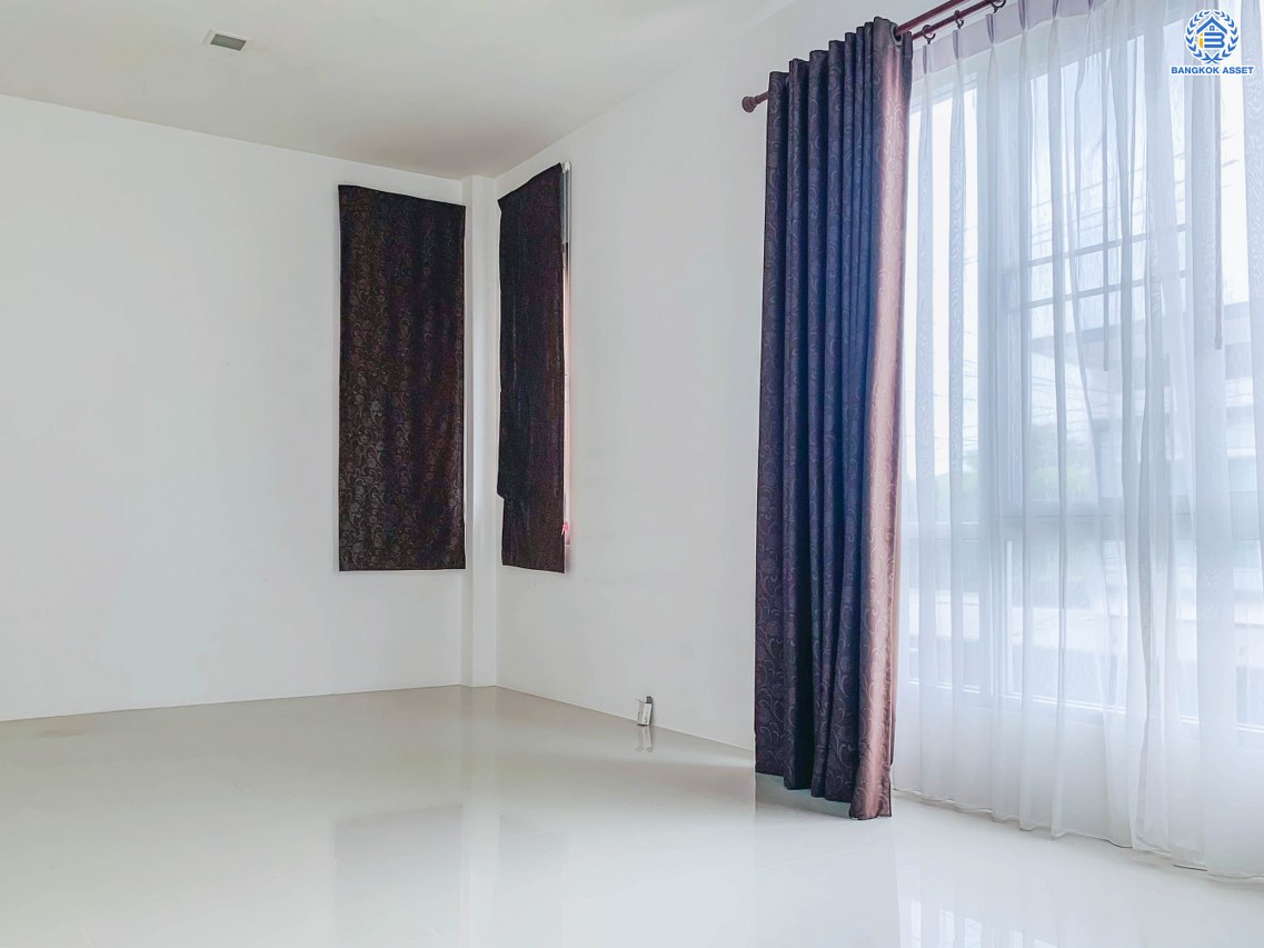 *****บ้านแฝดมือสอง โครงการ มอตโต้ กาญจนาภิเษก-พระราม2 เนื้อที่ 35 ตร.ว. พื้นที่ใช้สอย 160 ตร.ม. ฟังก์ชัน 3 ห้องนอน 3 ห้องน้ำ 2 ที่จอดรถ ฟรี! เครื่องปรับอากาศ เครื่องทำน้ำอุ่น โครงการบนทำเลใกล้เมือง เชื่อมต่อถนนกาญจนาภิเษก, ถนนพระราม2, ถนนเอกชัย ใกล้โรงเรียนเลิศหล้า