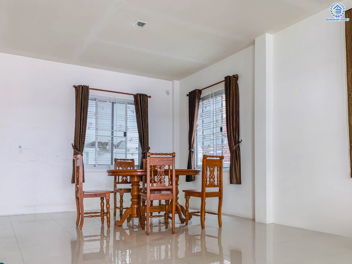 *****บ้านแฝดมือสอง โครงการ มอตโต้ กาญจนาภิเษก-พระราม2 เนื้อที่ 35 ตร.ว. พื้นที่ใช้สอย 160 ตร.ม. ฟังก์ชัน 3 ห้องนอน 3 ห้องน้ำ 2 ที่จอดรถ ฟรี! เครื่องปรับอากาศ เครื่องทำน้ำอุ่น โครงการบนทำเลใกล้เมือง เชื่อมต่อถนนกาญจนาภิเษก, ถนนพระราม2, ถนนเอกชัย ใกล้โรงเรียนเลิศหล้า