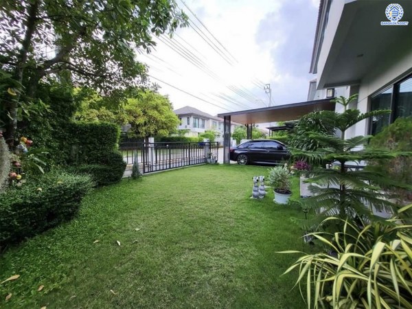 *****บ้านเดี่ยวมือสองนนทบุรี โครงการ เวนิว พระราม5 หลังมุม เนื้อที่กว้างขวางถึง 68.80 ตร.ว. ฟังก์ชัน 4 ห้องนอน 3 ห้องน้ำ 2 ที่จอดรถ ทำเลดี เพียง 10 นาทีก็ถึงรถไฟฟ้าสายสีม่วง "สถานีแยกติวานนท์" และจุดขึ้นทางด่วน "ศรีรัช" แถมฟรี เครื่องปรับอากาศ เครื่องทำน้ำอุ่น และ เครื่องดูดควัน พร้อมเข้าอยู่ได้เลย