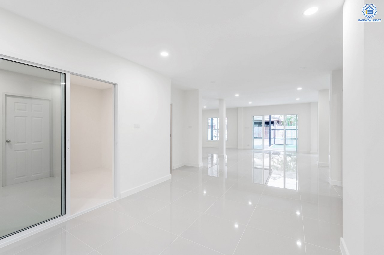 บ้านมือสองตกแต่งใหม่ โครงการ มณียา มาสเตอร์พีช รัตนาธิเบศร์ แบรนด์ Property Perfect เนื้อที่ 54.00 ตร.ว. พื้นที่ใช้สอย 245.86 ตร.ม. ฟังก์ชัน 4 ห้องนอน 4 ห้องน้ำ 2 ที่จอดรถ บนทำเลที่ดีที่สุด เชื่อมต่อ ถนนรัตนาธิเบศร์ และ ถนนราชพฤกษ์ ใจกลาง 2 เซ็นทรัลฯ ใกล้รถไฟฟ้าสายสีม่วง "สถานีบางรักน้อยท่าอิฐ" และ "สถานีไทรม้า"