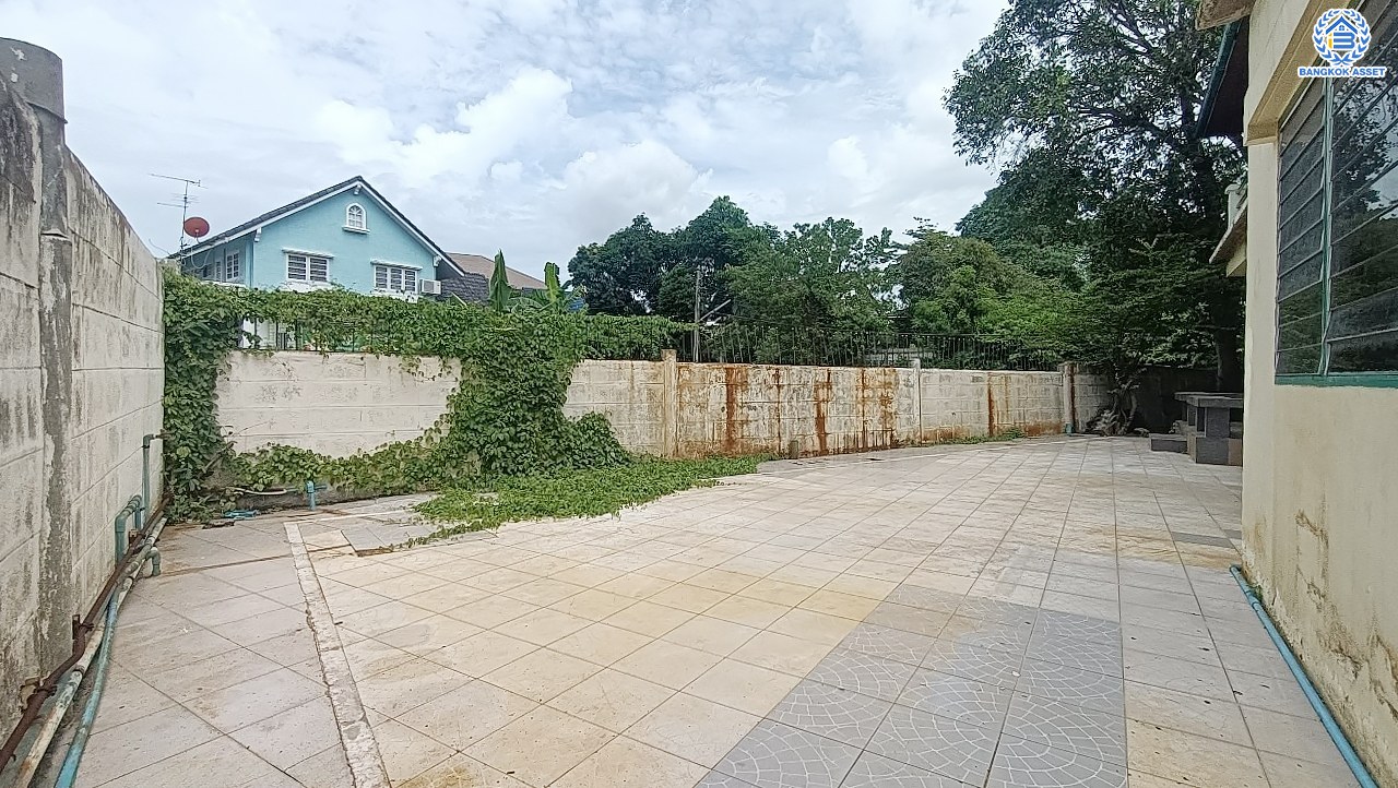 *****บ้านเดี่ยวมือสอง โครงการ ชวนชื่นกรีนวิลล์ พุทธมณฑลสาย2 เนื้อที่ 104 ตร.ว. พื้นที่ใช้สอย 250 ตร.ม. 3 ห้องนอน 3 ห้องน้ำ 4 ที่จอดรถ บนทำเลศักยภาพ เข้า-ออกได้ทั้ง ถ.พุทธมณฑลสาย2 และ ถ.กาญจนาภิเษก ใกล้ทางคู่ขนานลอยฟ้าบรมราชชนนี, เซ็นทรัลปิ่นเกล้า และม.มหิดล