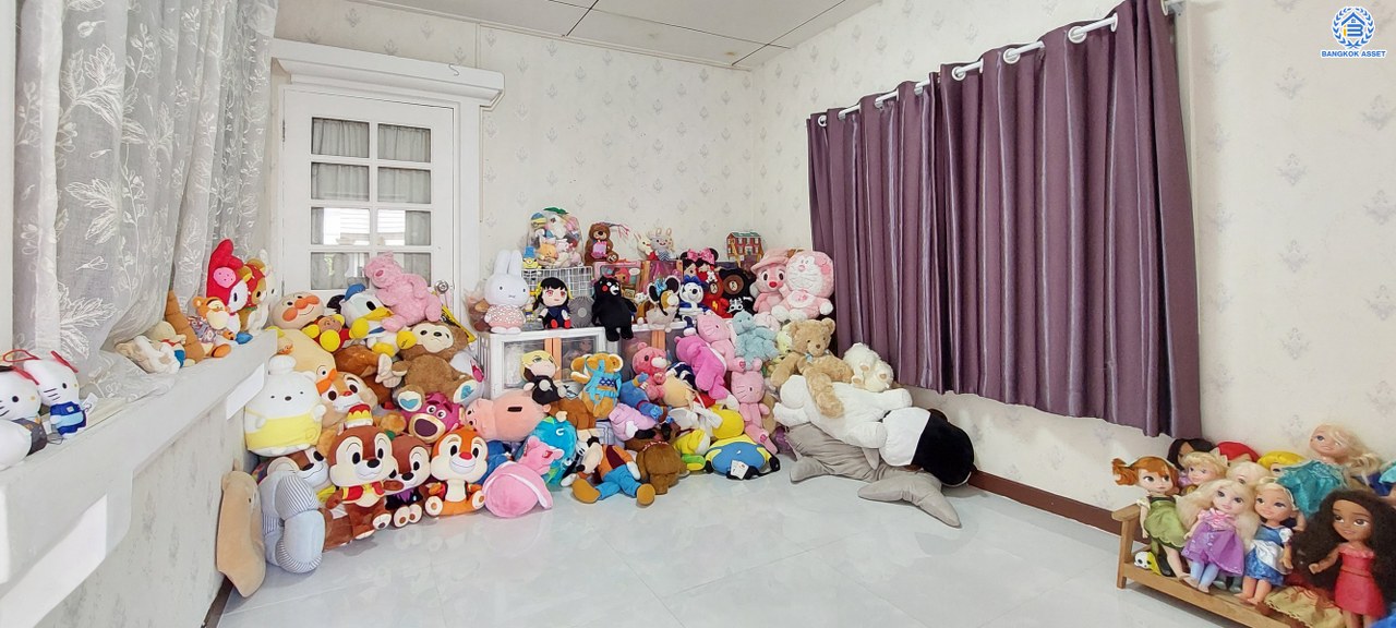 *****บ้านเดี่ยวมือสองนนทบุรี โครงการ มณียา2 ท่าอิฐ แบรนด์ Property Perfect เนื้อที่ 51.00 ตร.ว. พื้นที่ใช้สอย 130 ตร.ม. ฟังก์ชัน 4 ห้องนอน 3 ห้องน้ำ 2 ที่จอดรถ บนทำเลเชื่อมต่อถนนรัตนาธิเบศร์ และถนนราชพฤกษ์ ใจกลาง 2 เซ็นทรัลฯ ใกล้ MRT "สถานีบางรักน้อยท่าอิฐ" และทางด่วน "งามวงศ์วาน"