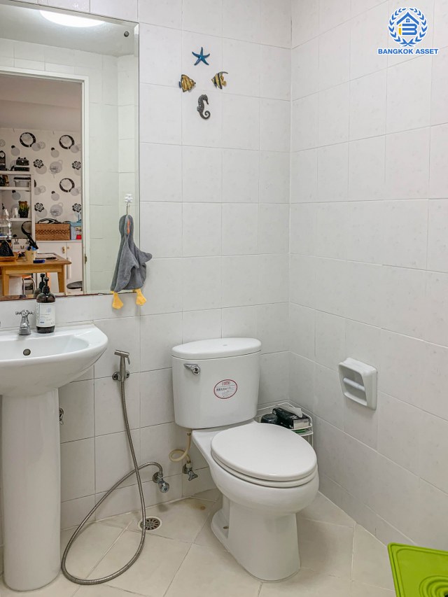 ทาวน์โฮมมือสองนนทบุรี โครงการ พลัสซิตี้พาร์ค สนามบินน้ำ เนื้อที่ 21.30 ตร.ว. ฟังก์ชัน 3 ห้องนอน 3 ห้องน้ำ จอดรถได้ 2 คัน บนทำเลโซนเมือง! ใกล้สถานที่ราชการหลายแห่ง ใกล้เซ็นทรัลรัตนาธิเบศร์ และรถไฟฟ้า "สถานีแยกนนทบุรี1" พร้อมเข้าอยู่ได้เลย