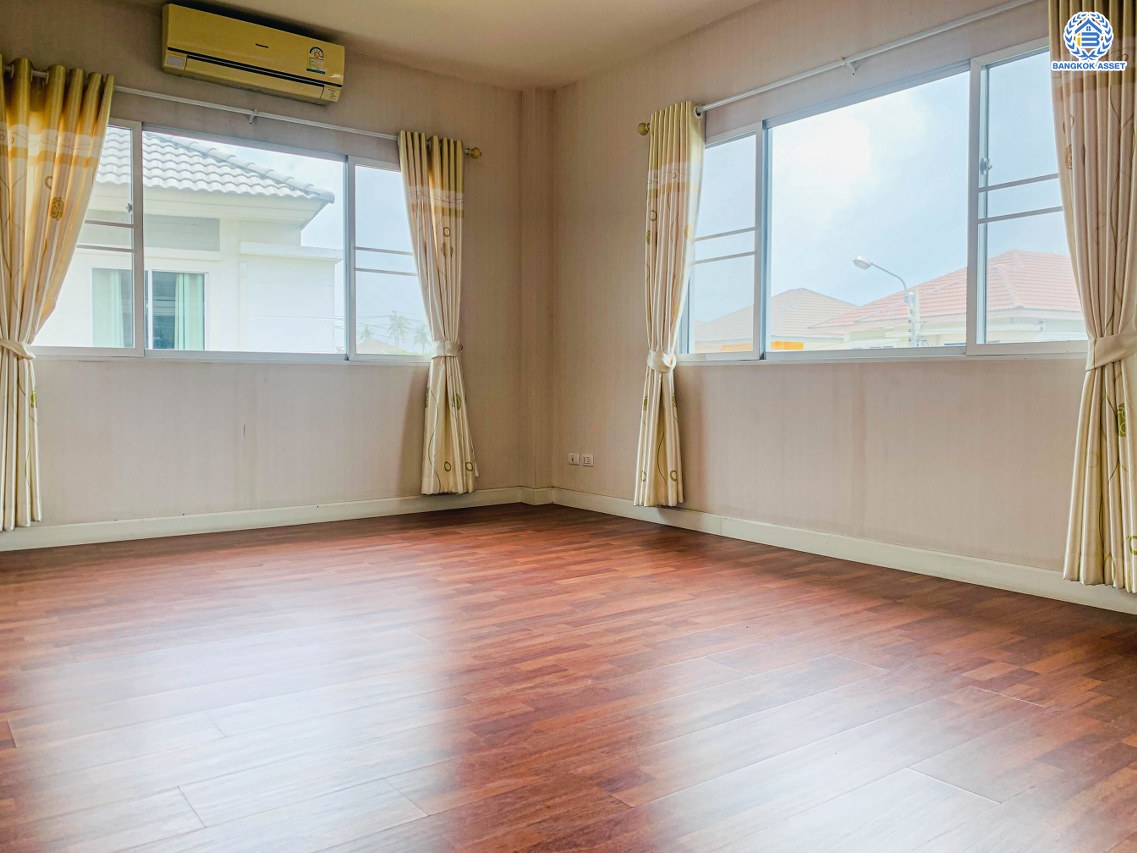 *****บ้านเดี่ยวมือสองกรุงเทพมหานคร โครงการ เดอะแกรนด์ วงแหวน-ประชาอุทิศ เนื้อที่กว้าง 62.90 ตร.ว. ฟังก์ชัน 3 ห้องนอน 3 ห้องน้ำ 2 ที่จอดรถ บ้านสวย พร้อมเข้าอยู่ บนทำเลแห่งการเดินทาง เชื่อมต่อ ถนนประชาอุทิศ, ถนนบางขุนเทียน, ถนนพระราม 2 ใกล้จุดขึ้นทางด่วน "พระราม2"