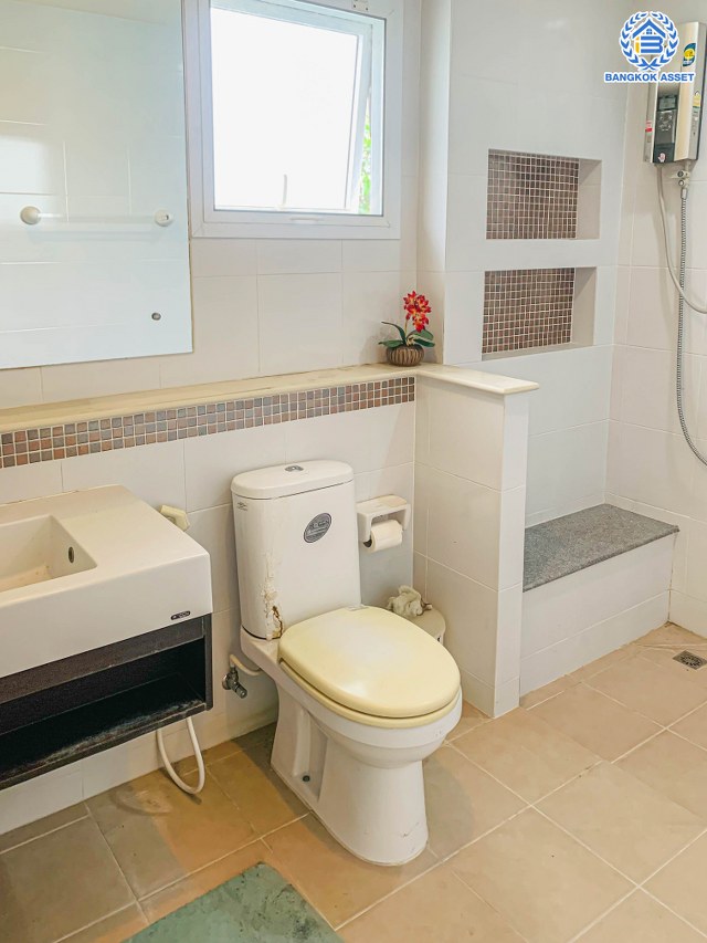 *****บ้านเดี่ยวมือสองกรุงเทพมหานคร โครงการ เดอะแกรนด์ วงแหวน-ประชาอุทิศ เนื้อที่กว้าง 62.90 ตร.ว. ฟังก์ชัน 3 ห้องนอน 3 ห้องน้ำ 2 ที่จอดรถ บ้านสวย พร้อมเข้าอยู่ บนทำเลแห่งการเดินทาง เชื่อมต่อ ถนนประชาอุทิศ, ถนนบางขุนเทียน, ถนนพระราม 2 ใกล้จุดขึ้นทางด่วน "พระราม2"