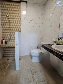 *****ทาวน์เฮ้าส์มือสองนนทบุรี โครงการ สวนกุหลาบ ติวานนท์-ปากเกร็ด เนื้อที่ 18 ตร.ว. พื้นที่ใช้สอย 96 ตร.ม. ฟังก์ชั่น 2 ห้องนอน 2 ห้องน้ำ บนทำเลศักยภาพ เชื่อมต่อถนนติวานท์ ถนนแจ้งวัฒนะ ใกล้รถไฟฟ้าสายสีชมพู "สถานีปากเกร็ด" ใกล้จุดขึ้นทางด่วน "ศรีสมาน" และเพียง 5 นาที ถึงเซ็นทรัลแจ้งวัฒนะ แถมฟรี! เครื่องปรับอากาศ พร้อมเข้าอยู่ได้เลย