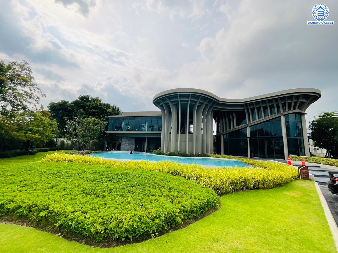 *****บ้านเดี่ยวมือสอง โครงการ บางกอกบูเลอวาร์ด รามอินทรา-วัชรพล เนื้อที่ 50.30 ตร.ว. พื้นที่ใช้สอย 188 ตร.ม. ฟังก์ชัน 3 ห้องนอน 3 ห้องน้ำ 2 ที่จอดรถ แถมฟรี! เครื่องปรับอากาศ, เครื่องทำน้ำอุ่น บนทำเลเดินทางสะดวก เดินทางได้ทั้งถนนสุขาภิบาล5 ถนนจตุโชติ ถนนสายไหม ใกล้เซ็นทรัล รามอินทรา, แฟชั่นไอซ์แลนด์ ใกล้จุดขึ้นทางด่วน "พิเศษฉลองรัช"