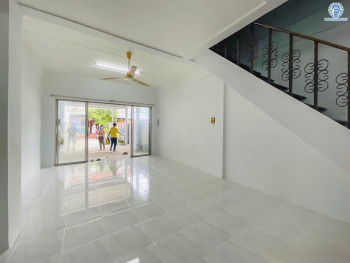 *****ทาวน์เฮ้าส์มือสอง โครงการ สินทวี งามเจริญ เนื้อที่ดิน 16.50 ตร.ว. พื้นที่ใช้สอย 120 ตร.ม. ฟังก์ชัน 2 ห้องนอน 2 ห้องน้ำ 1 ที่จอดรถ บนทำเลเดินทางสะดวก เชื่อมต่อ ถนนพระราม2-บางขุนเทียน, ถนนพระราม2, ถนนบางขุนเทียน, ถนนพุทธบูชา และใกล้จุดขึ้นทางด่วน "พระราม2"