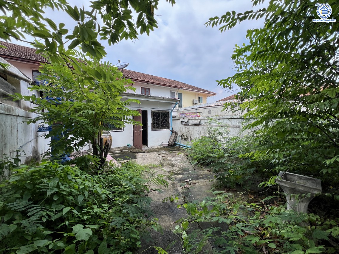 *****ทาวน์เฮ้าส์มือสองนนทบุรี โครงการ พฤกษา3 วัดลาดปลาดุก เนื้อที่ 36.80 ตร.ว.พื้นที่ใช้สอย 100 ตร.ม. ฟังก์ชัน 3 ห้องนอน 2 ห้องน้ำ 1 ที่จอดรถ บนทำเลแห่งการเดินทาง ใกล้รถไฟฟ้าสายสีม่วง "สถานีคลองบางไผ่"