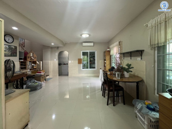 *****ทาวน์เฮ้าส์มือสองนนทบุรี โครงการ พฤกษา26 บางใหญ่ หลังริม เนื้อที่ 24 ตร.ว. พื้นที่ใช้สอย 114 ตร.ม. ฟังก์ชั่น 3 ห้องนอน 2 ห้องน้ำ แถมฟรี! เครื่องปรับอากาศ, เครื่องทำน้ำอุ่น บนทำเลแห่งการเดินทาง เชื่อมต่อถนนแก้วอินทร์, ถนนกาญจนาภิเษก และใกล้รถไฟฟ้าสายสีม่วง "สถานีตลาดบางใหญ่" จองเลย