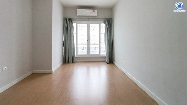 *****ทาวน์เฮ้าส์มือสองย่านนนทบุรี โครงการ ซิตี้เซนส์ รัตนาธิเบศร์-เลี่ยงเมืองนนท์ หลังมุม เนื้อที่ 30.70 ตร.ว. ฟังก์ชัน 3 ห้องนอน 2 ห้องน้ำ บนสุดยอดทำเล เข้า-ออกได้หลายเส้นทาง ถนนรัตนาธิเบศร์, ถนนตัดใหม่เลี่ยงเมืองนนทบุรี ใกล้รถไฟฟ้าสายสีม่วง "สถานีแยกนนทบุรี 1" และทางด่วน "งามวงศ์วาน"