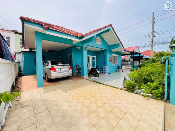 *****บ้านเดี่ยวมือสองปทุมธานี โครงการ ภัทรินทร์ คูบางหลวง-ปทุมธานี เนื้อที่ 59.80 ตร.ว. พื้นที่ใช้สอย 75 ตร.ม. ฟังก์ชันครบครัน 2 ห้องนอน 2 ห้องน้ำ 3 ที่จอดรถ แถมฟรี! เครื่องปรับอากาศ 2 เครื่อง บนทำเชื่อมต่อ ถนนราชพฤกษ์, ถนนปทุมธานี-บางเลน และ ใกล้โรบินสัน ไลฟ์สไตล์ ราชพฤกษ์ จองเลย!