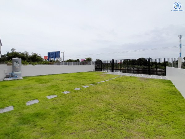 *****บ้านเดี่ยวมือสองย่านนนทบุรี โครงการ เอสเกต พรีเมี่ยม ราชพฤกษ์-346 เนื้อที่กว้างถึง 102.10 ตร.ว. พื้นที่ใช้สอย 278 ตร.ม. ฟังก์ชัน 3 ห้องนอน 4 ห้องน้ำ 3 ที่จอดรถ บนทำเลเยี่ยมเชื่อมต่อ ถนนราชพฤกษ์, ถนนสะพานนนทบุรี-บางบัวทอง, ถนนชัยพฤกษ์ และ ใกล้เดอะคริสตัล พีทีที ชัยพฤกษ์