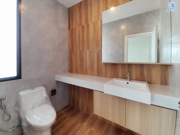 *****บ้านเดี่ยวมือสองย่านนนทบุรี โครงการ เอสเกต พรีเมี่ยม ราชพฤกษ์-346 เนื้อที่กว้างถึง 102.10 ตร.ว. พื้นที่ใช้สอย 278 ตร.ม. ฟังก์ชัน 3 ห้องนอน 4 ห้องน้ำ 3 ที่จอดรถ บนทำเลเยี่ยมเชื่อมต่อ ถนนราชพฤกษ์, ถนนสะพานนนทบุรี-บางบัวทอง, ถนนชัยพฤกษ์ และ ใกล้เดอะคริสตัล พีทีที ชัยพฤกษ์