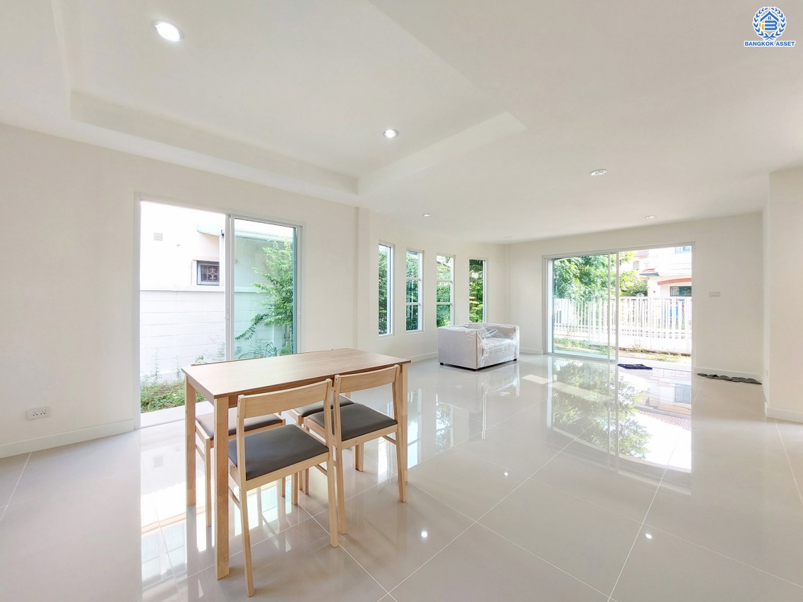 *****บ้านเดี่ยวมือสอง โครงการ ชัยพฤกษ์ วัดลาดปลาดุก เนื้อที่ 53.10 ตร.ว ฟังก์ชัน 3 ห้องนอน 2 ห้องน้ำ 1 ที่จอดรถ บนทำเลเชื่อมต่อถนนกาญจนาภิเษก ใกล้รถไฟฟ้าสายสีม่วง "คลองบางไผ่" ใกล้จุดขึ้นทางด่วน "กาญจนาภิเษก"และใกล้เซ็นทรัลเวสต์เกต พร้อมเข้าอยู่ได้เลย